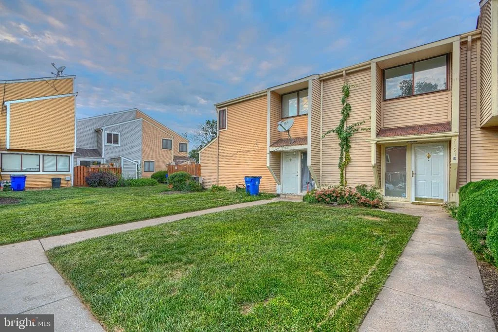 Photo of Unit E at 7191 CYPRESS COURT