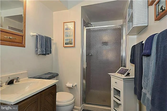 Photo of 12912 MIDDLEVALE LANE