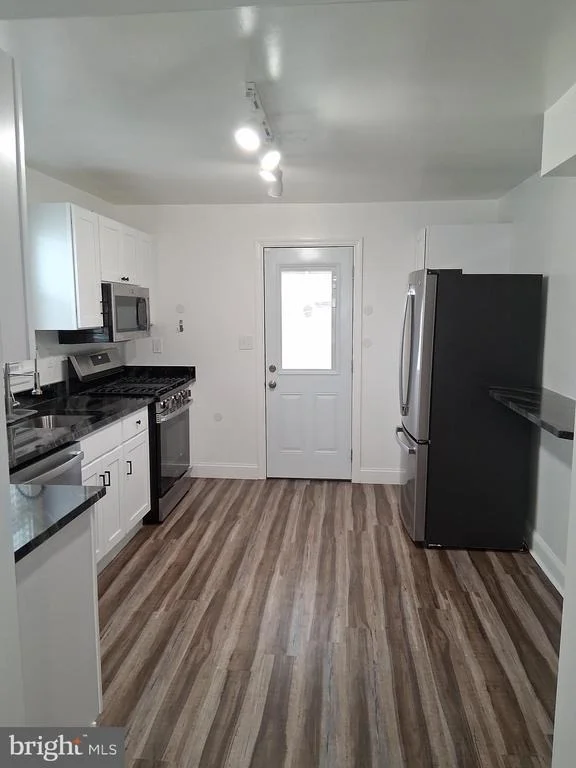 Photo of 1225 LANDOVER ROAD