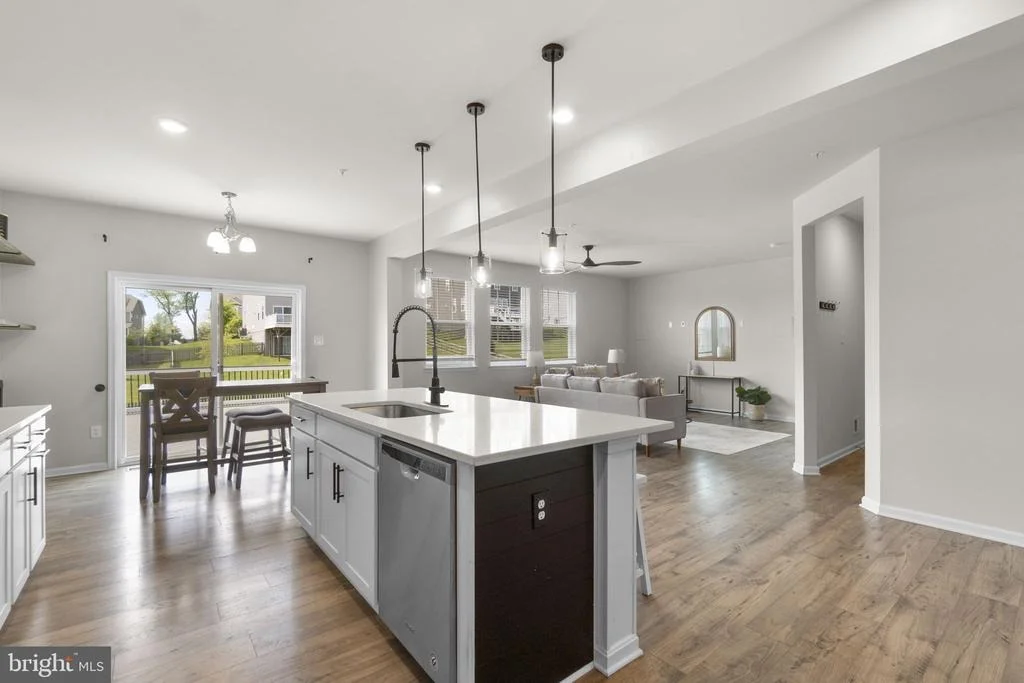 Photo of 688 NORTH CHANDLER DRIVE