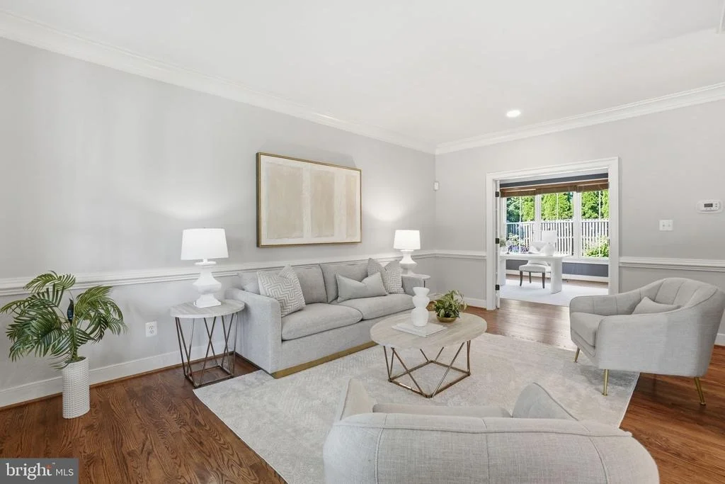 Photo of 2808 JOHN MARSHALL DRIVE