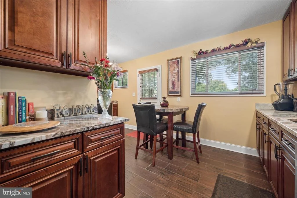 Photo of 6803 ADELPHI ROAD