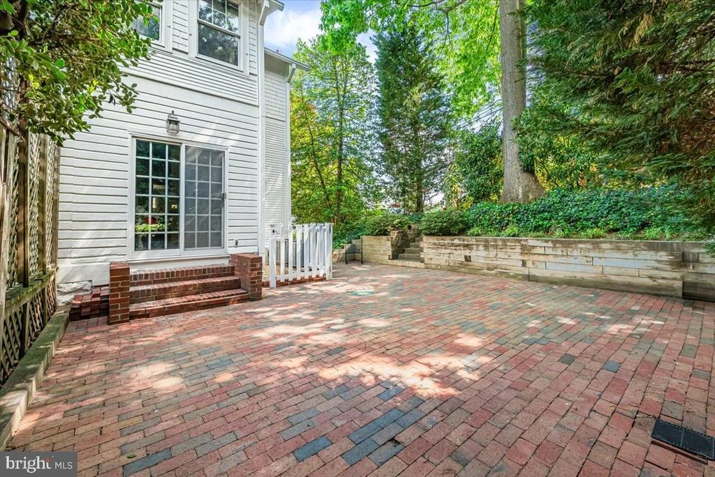 Photo of 4651 Q STREET NW