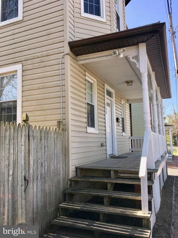 Photo of 108 BURCK STREET