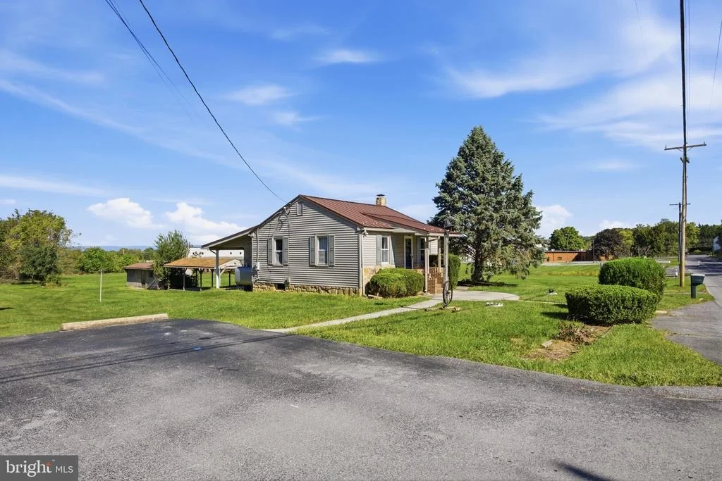 Photo of 17 HUMP ROAD