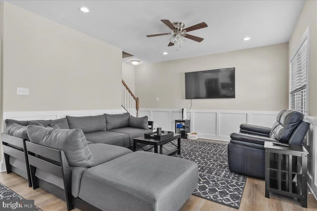 Photo of 31 HILYARD CIRCLE S