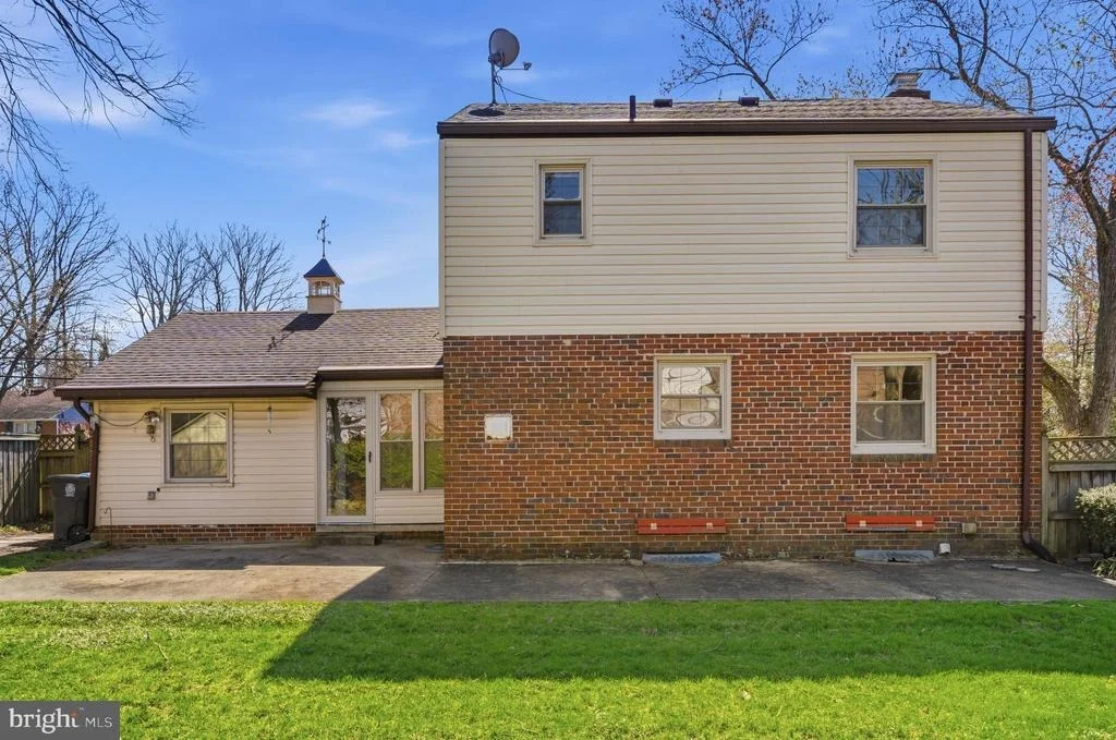 Photo of 2502 HUGHES ROAD