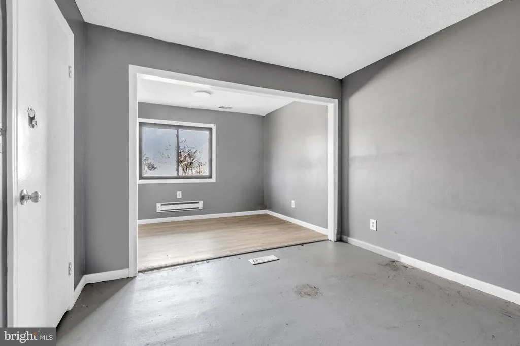 Photo of 22 PERSHING LANE