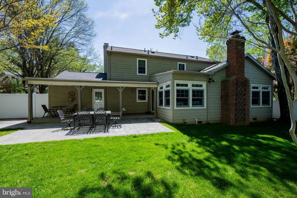 Photo of 6 STARLIGHT COURT