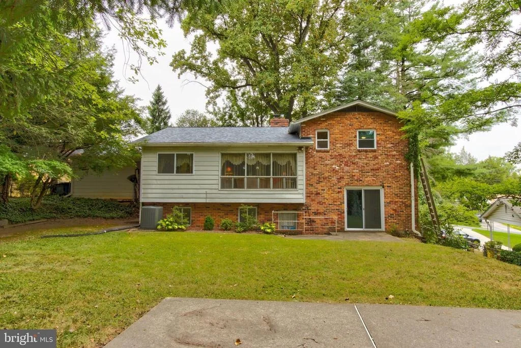 Photo of 11711 CAPLINGER ROAD