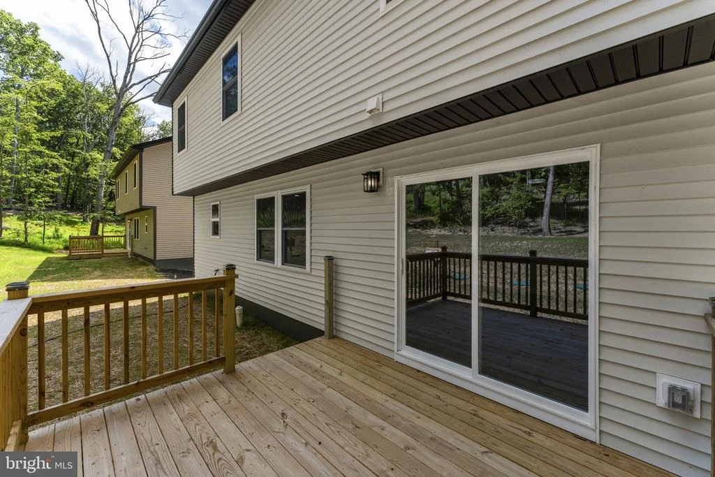 Photo of 448 CEDAR LANE