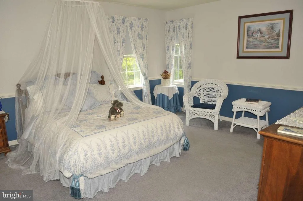 Photo of 5128 SHOOKSTOWN ROAD
