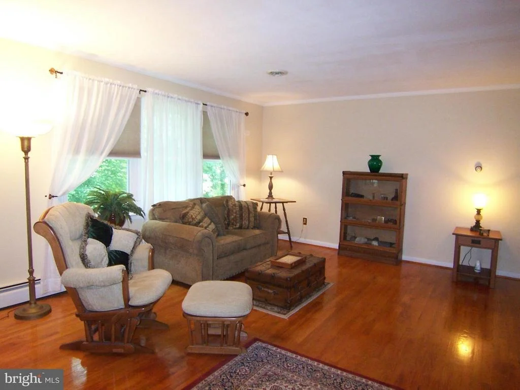 Photo of 25512 JARL DRIVE