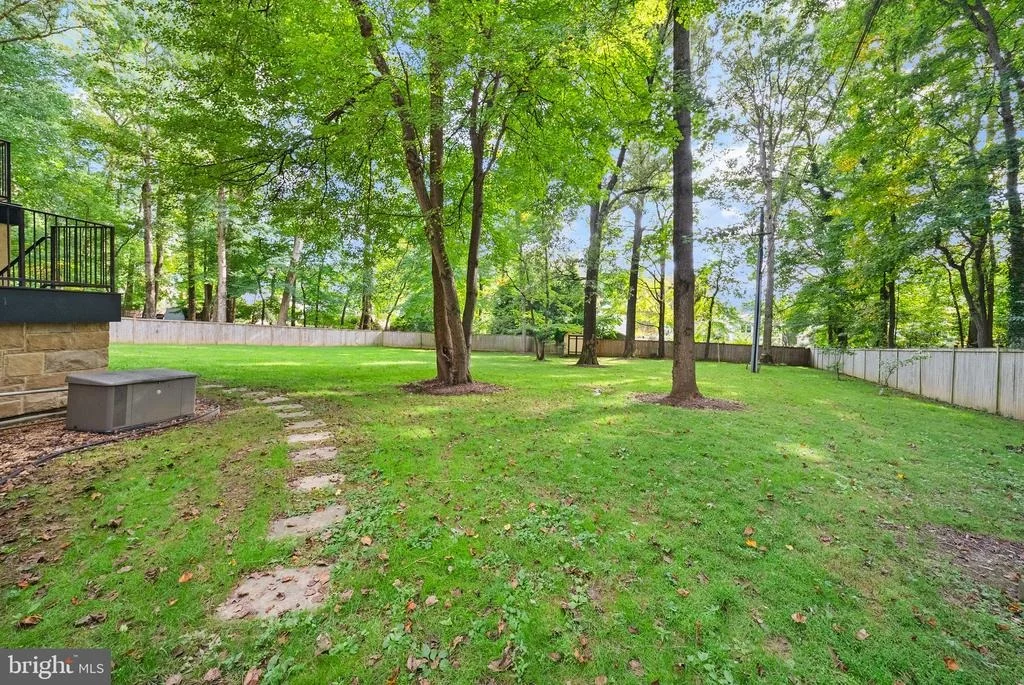 Photo of 8419 OVERLOOK STREET