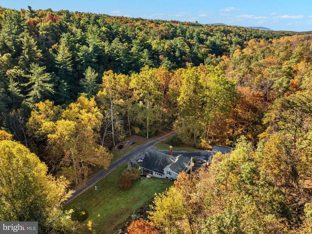 Photo of 322 HOLLOW ROAD