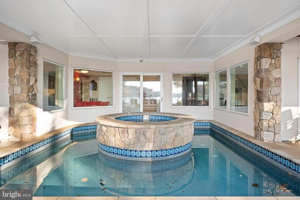 Photo of 206 HARBOR DRIVE