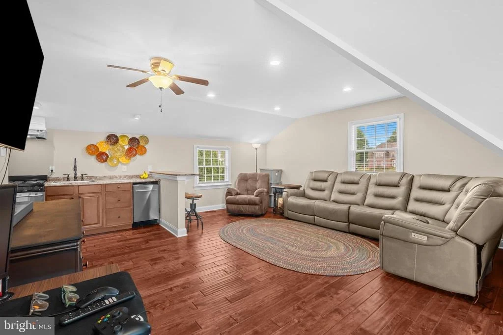Photo of 4 COPPERLEAF COURT