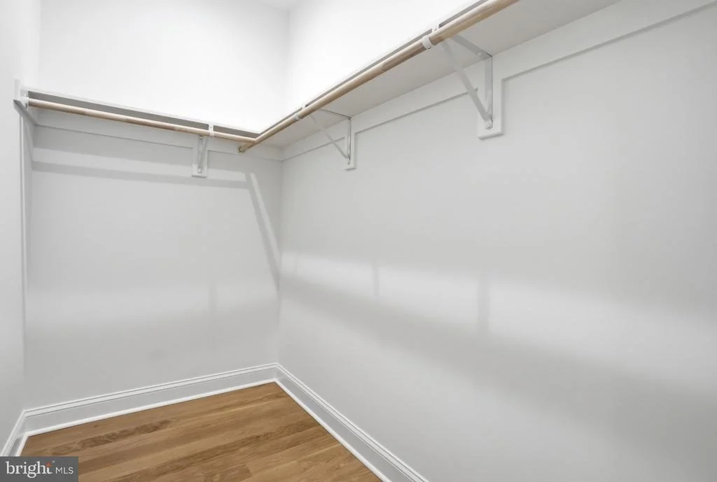 Photo of 1142 CAMERON ROAD