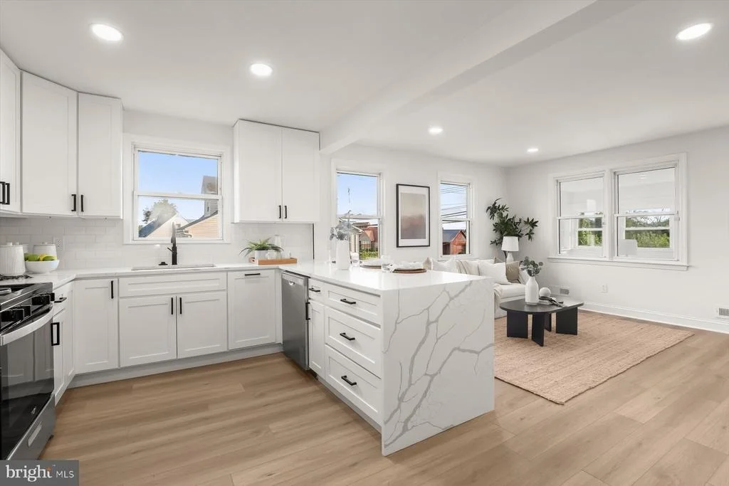 Photo of 6521 RIDGE ROAD