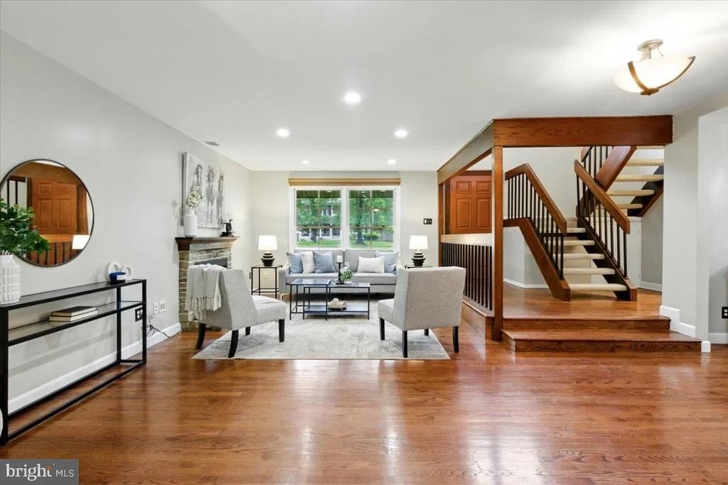 Photo of 123 EVERGREEN STREET