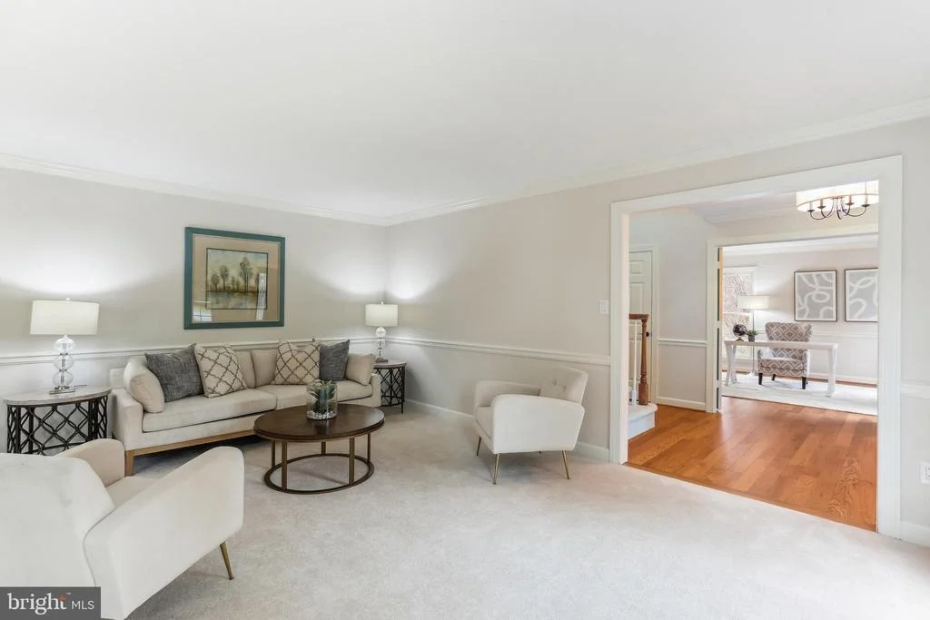 Photo of 9409 THORNEDIKE DRIVE