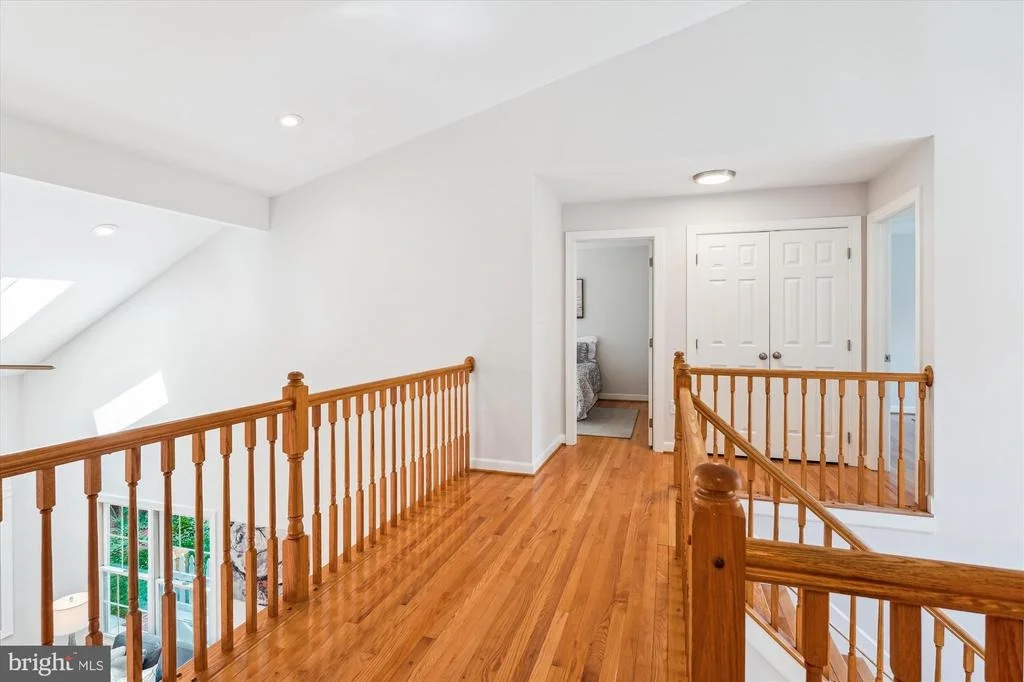 Photo of 19802 SHADY BROOK WAY