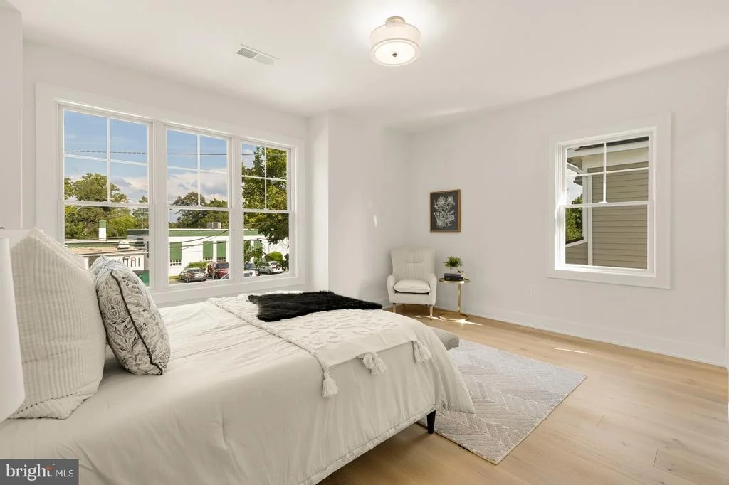 Photo of 9508 FOREST ROAD