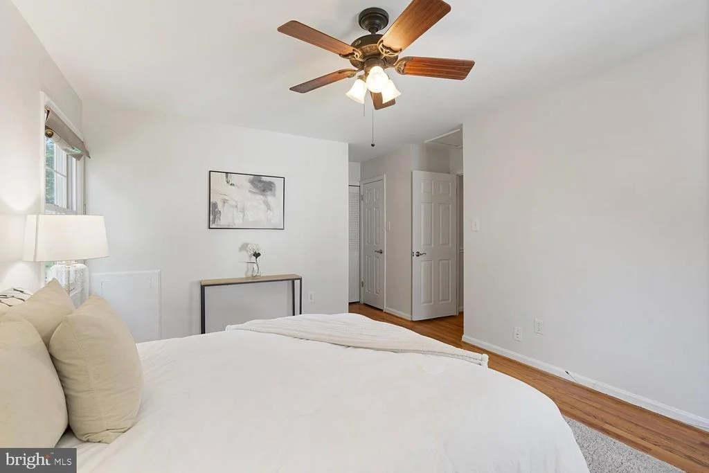 Photo of 9501 WALLINGFORD DRIVE