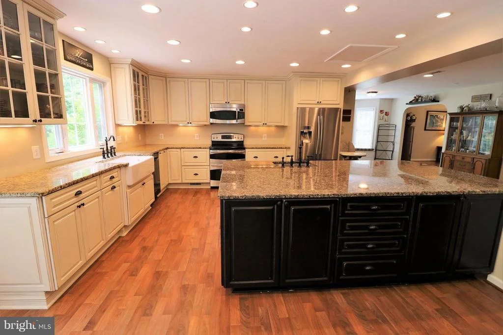 Photo of 4690 YOUNG ROAD