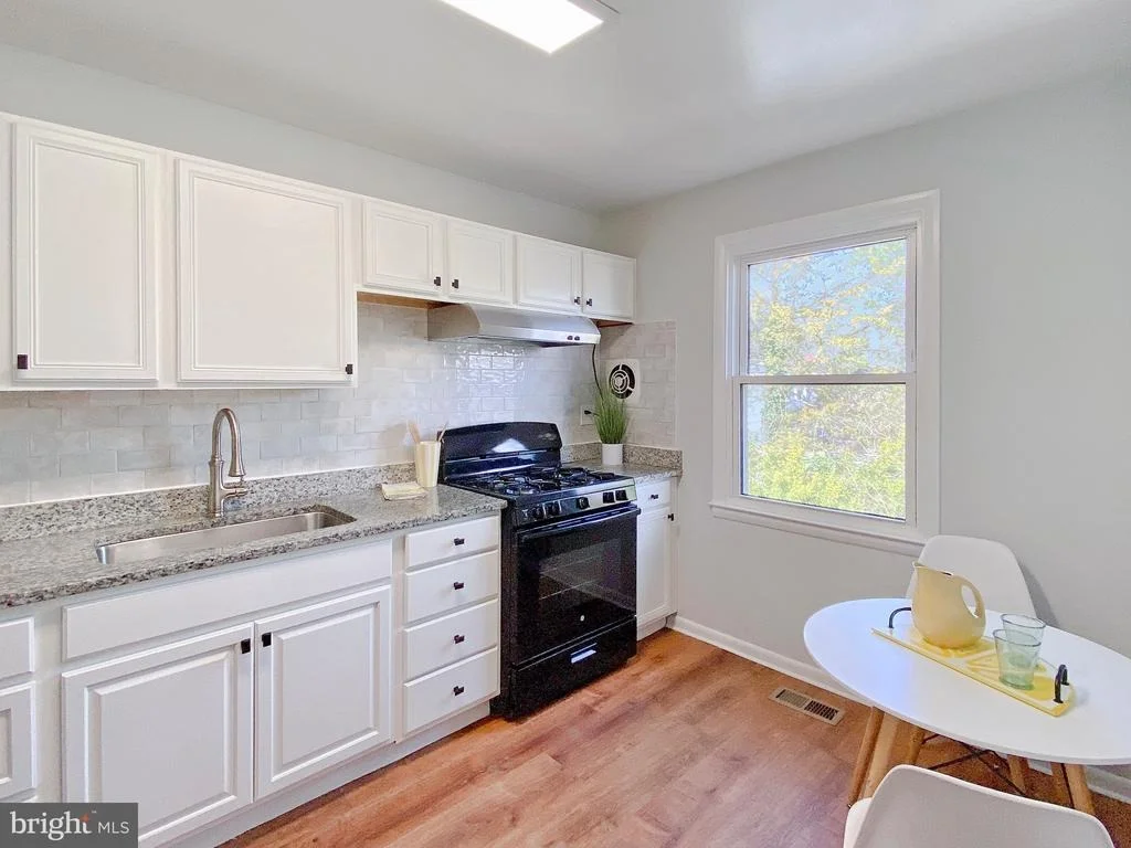 Photo of Unit 2B at 8368 IMPERIAL DRIVE