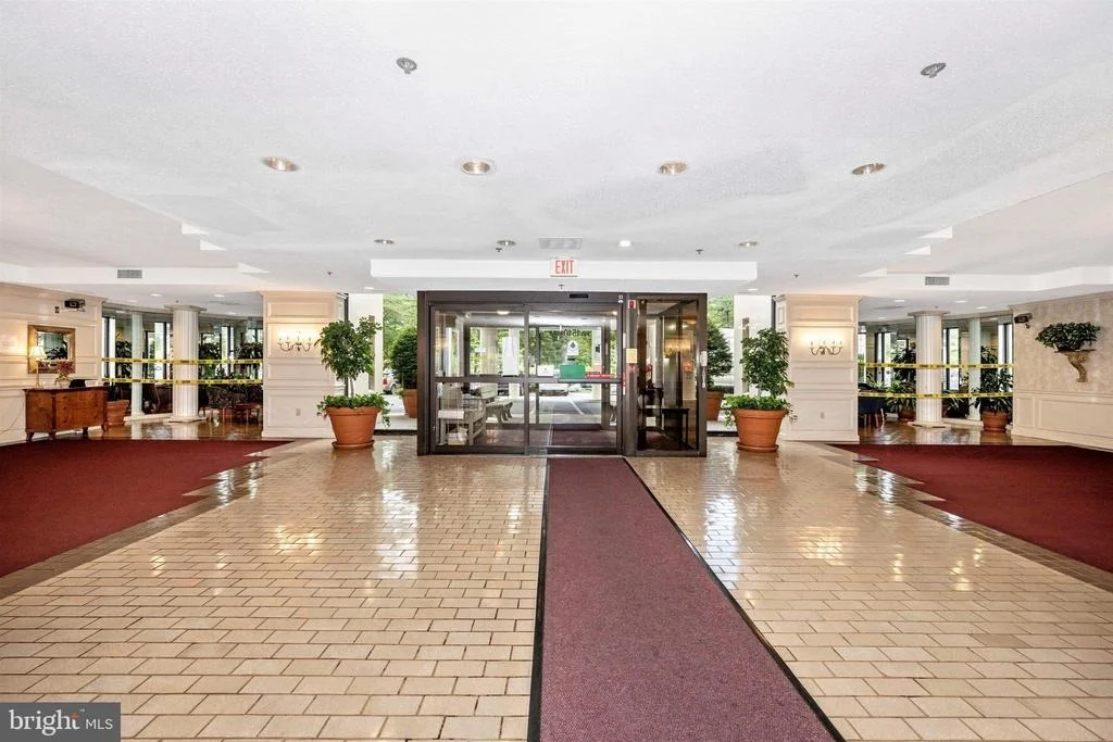Photo of Unit 1104 at 15101 INTERLACHEN DRIVE