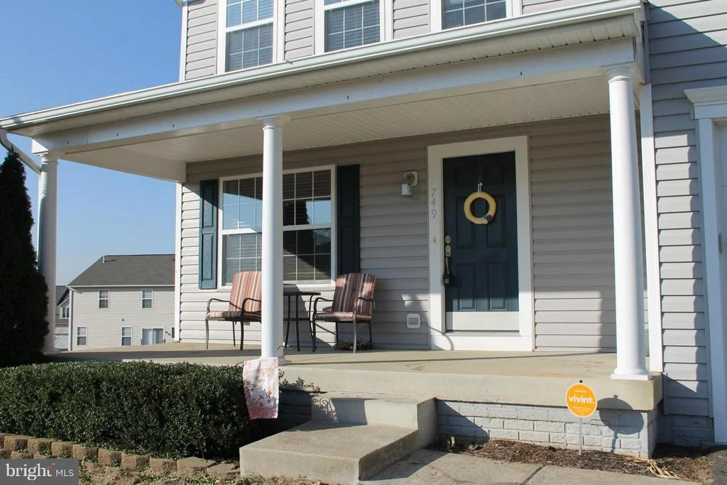 Photo of 749 HOLLY LEAF ROAD