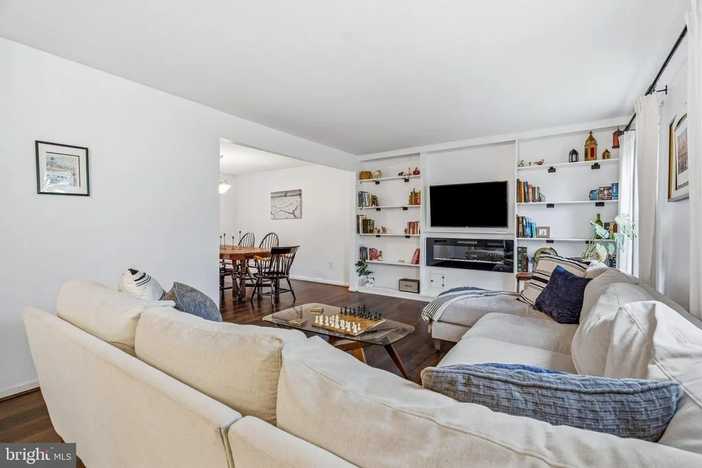 Photo of 7312 COUNTRYSIDE CIRCLE