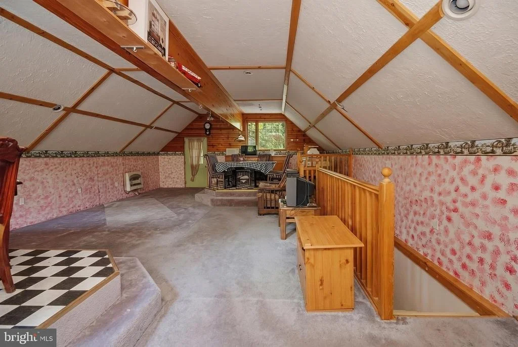 Photo of 1099 TABLE ROCK ROAD
