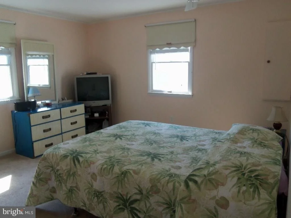 Photo of 34 BAYSIDE DRIVE
