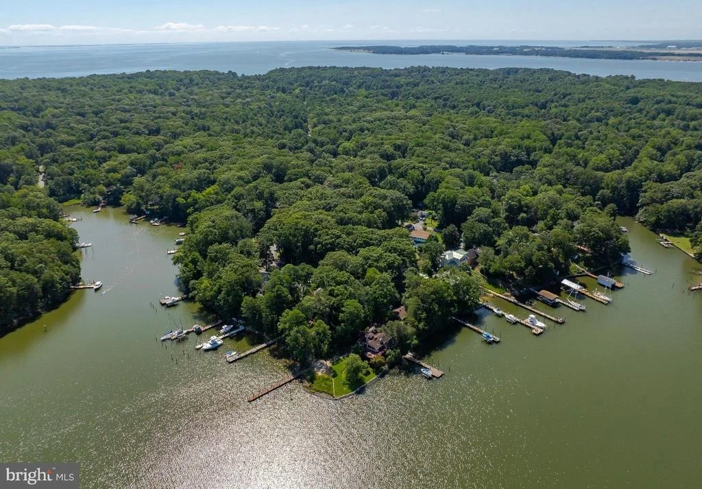 Photo of 222 HARBOR DRIVE