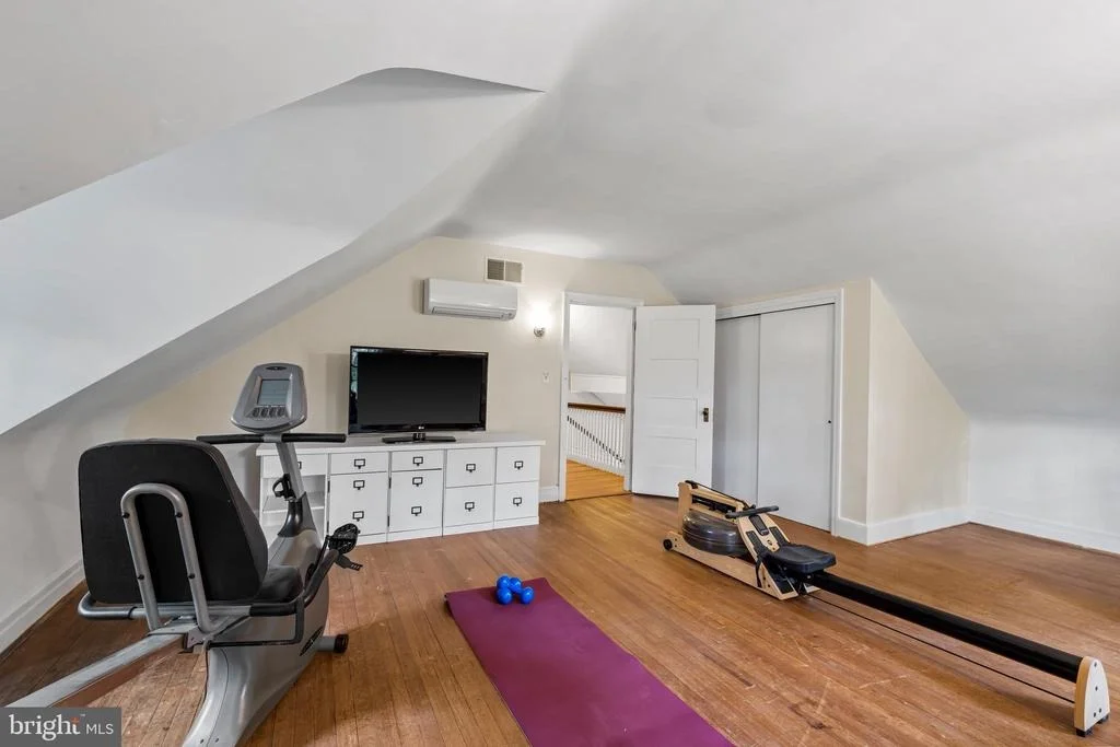 Photo of 222 LONGWOOD ROAD