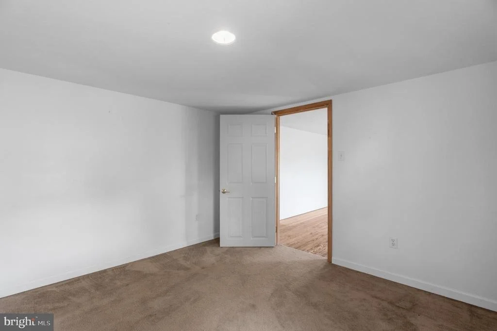 Photo of 2974 MARTINSBURG