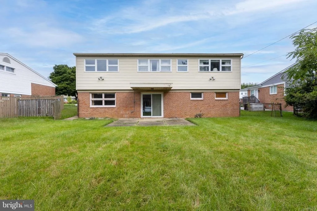 Photo of 2509 HAL CIRCLE