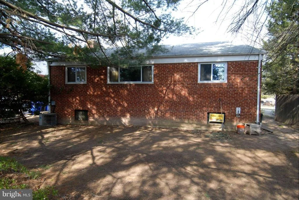 Photo of 10313 HAYWOOD DRIVE