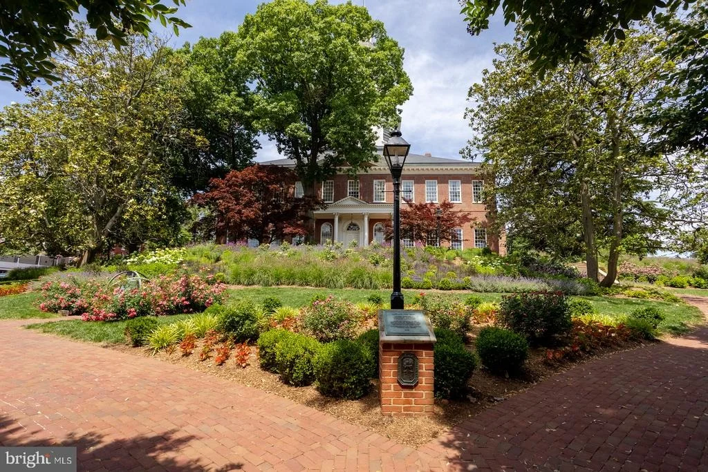 Photo of 32 CORNHILL STREET