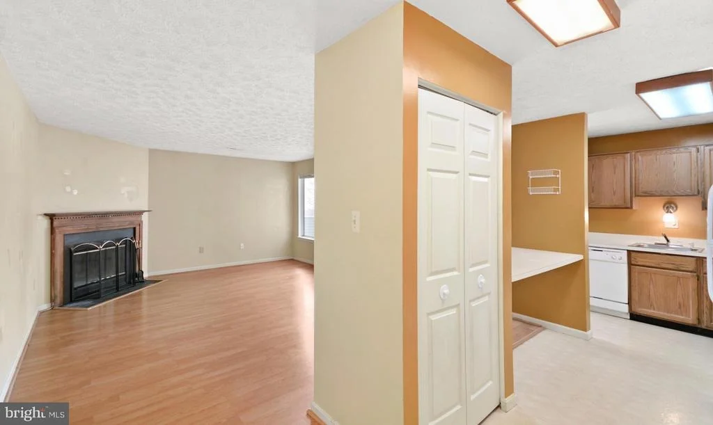 Photo of Unit 1C at 2121 WAINWRIGHT COURT
