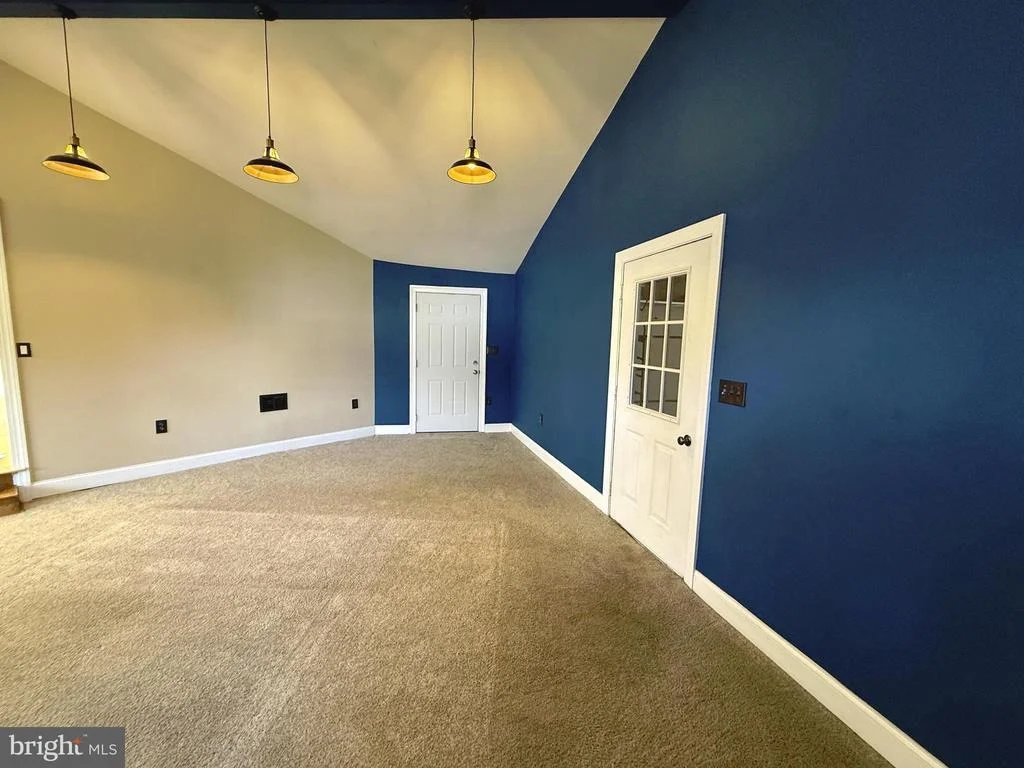 Photo of 494 SULKY LANE