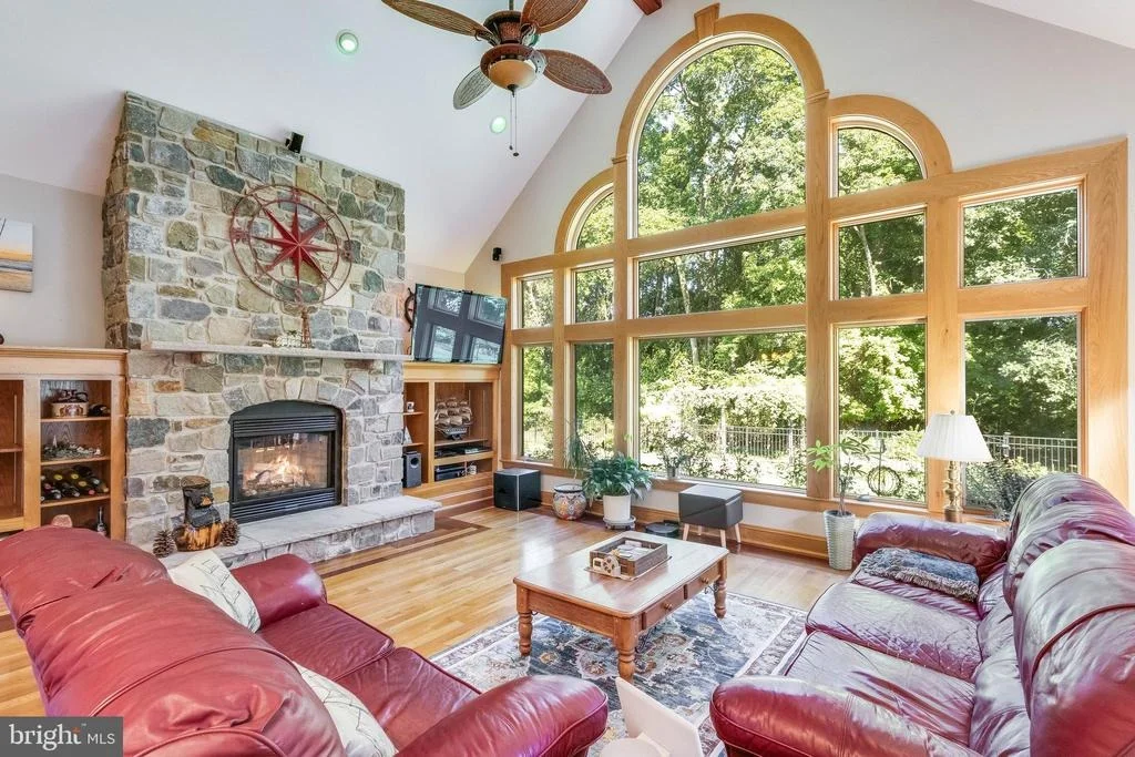 Photo of 25 HIDDEN HILLS DRIVE