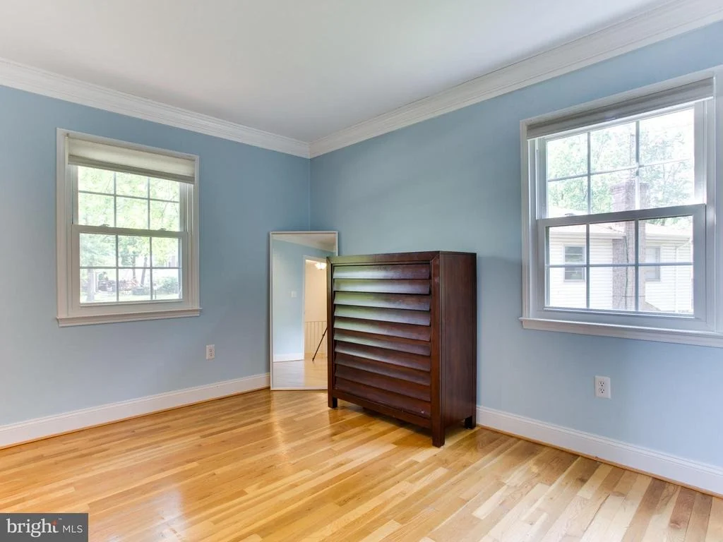 Photo of 9906 GREENVIEW LANE