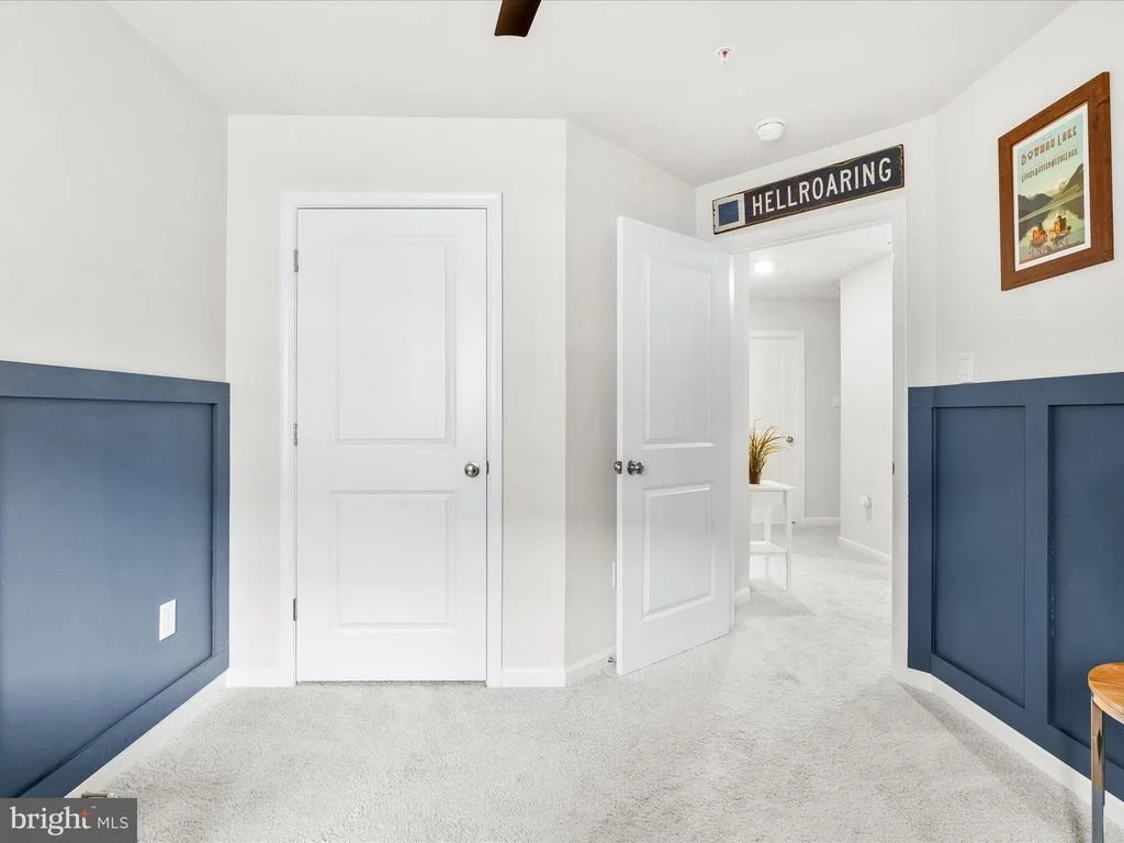Photo of 2051 POMONA WAY