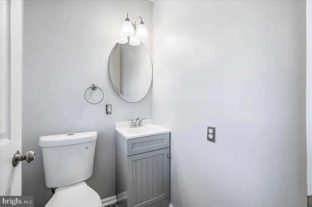 Photo of 7165 FAIRBROOK ROAD