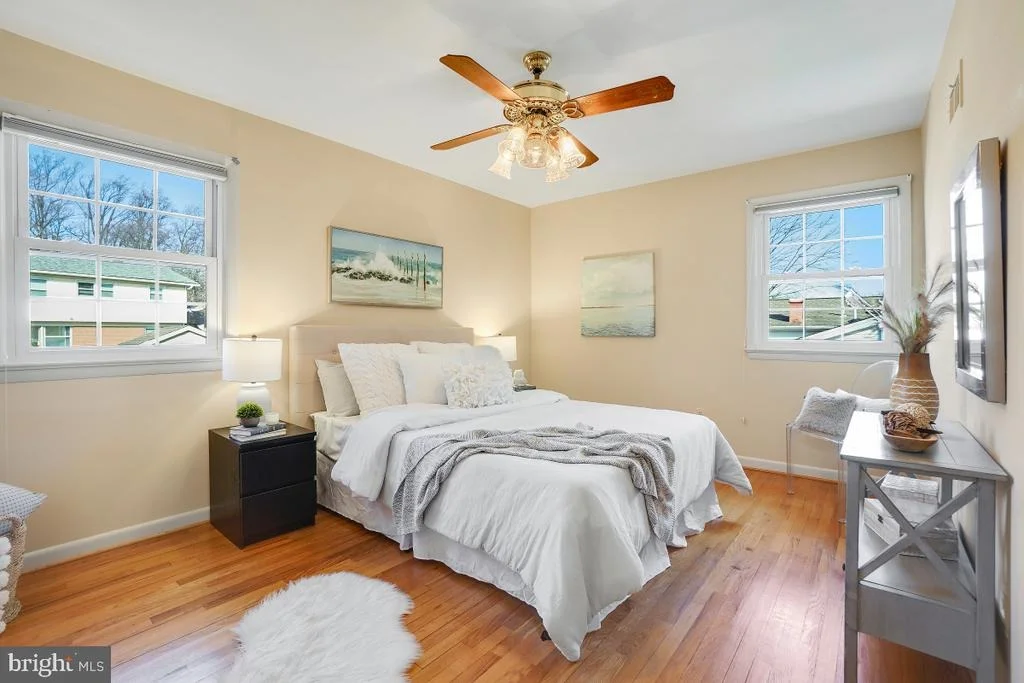 Photo of 13204 HATHAWAY DRIVE