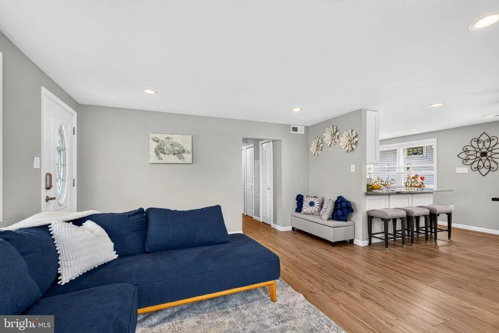 Photo of 2125 MAPLE ROAD