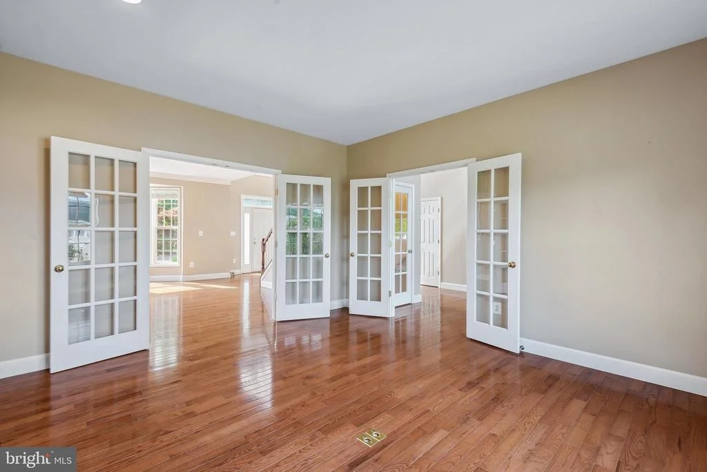 Photo of 18303 THUNDERCLOUD ROAD